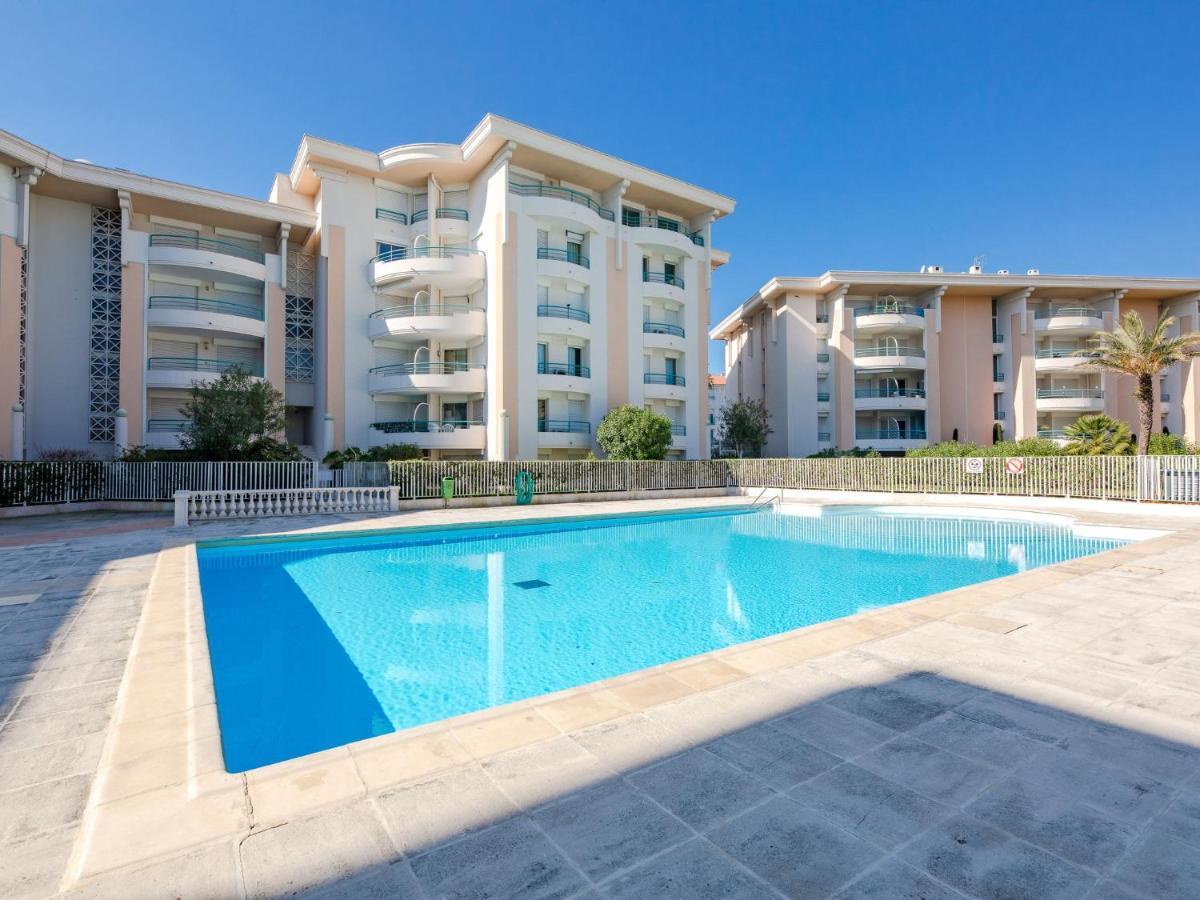 Apartment Le Cesarée-5 Fréjus Exterior foto