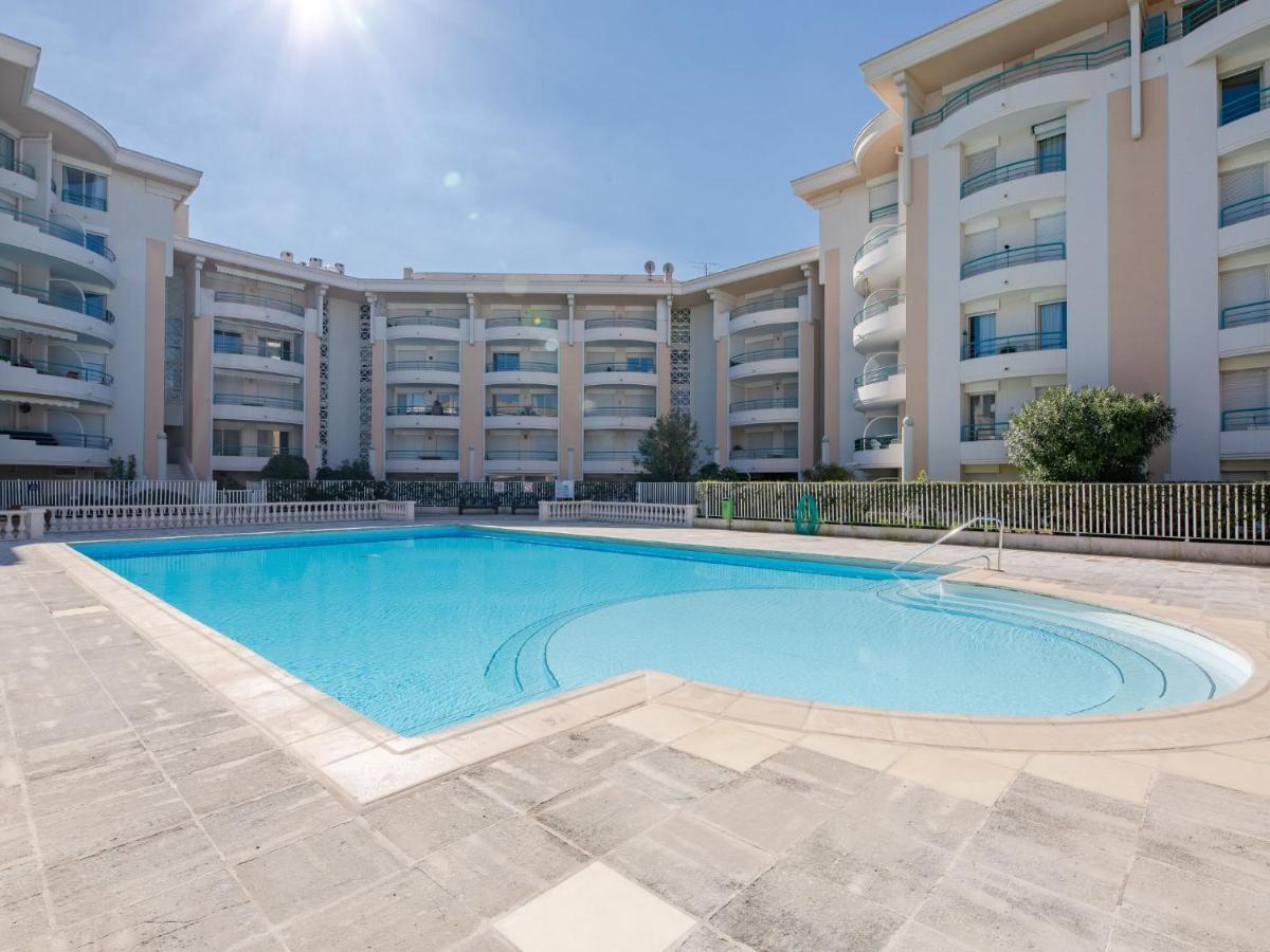 Apartment Le Cesarée-5 Fréjus Exterior foto