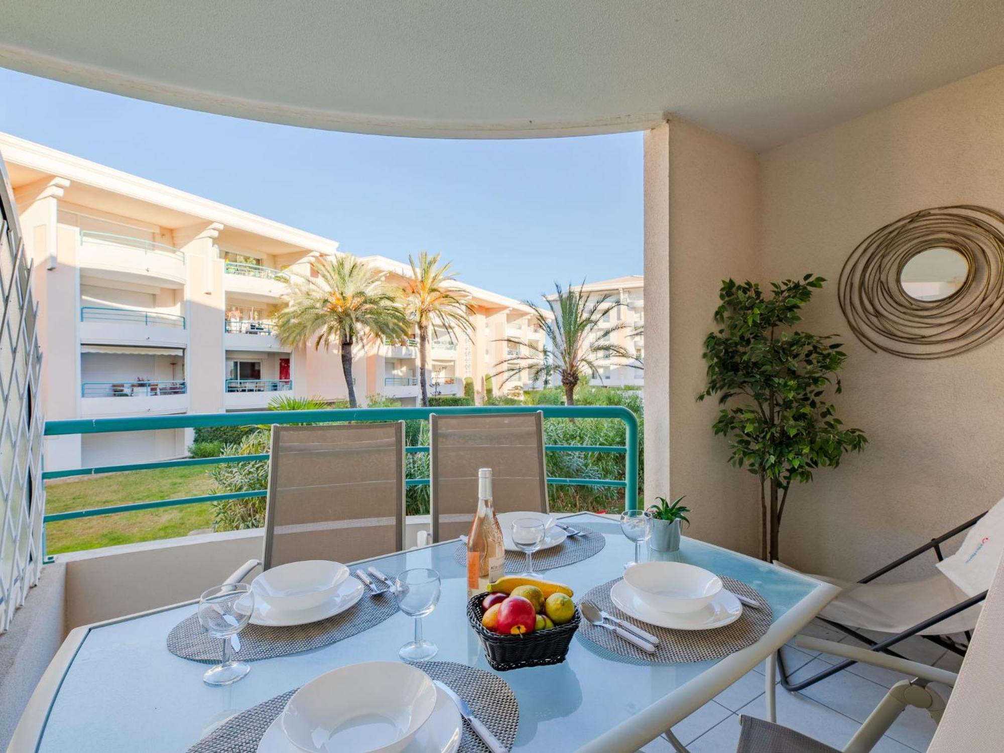 Apartment Le Cesarée-5 Fréjus Exterior foto
