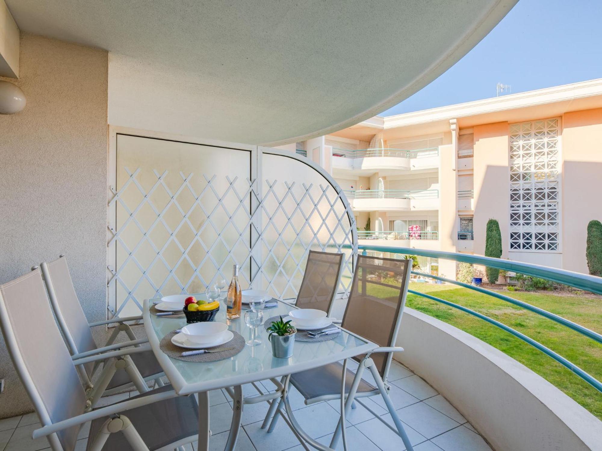 Apartment Le Cesarée-5 Fréjus Exterior foto