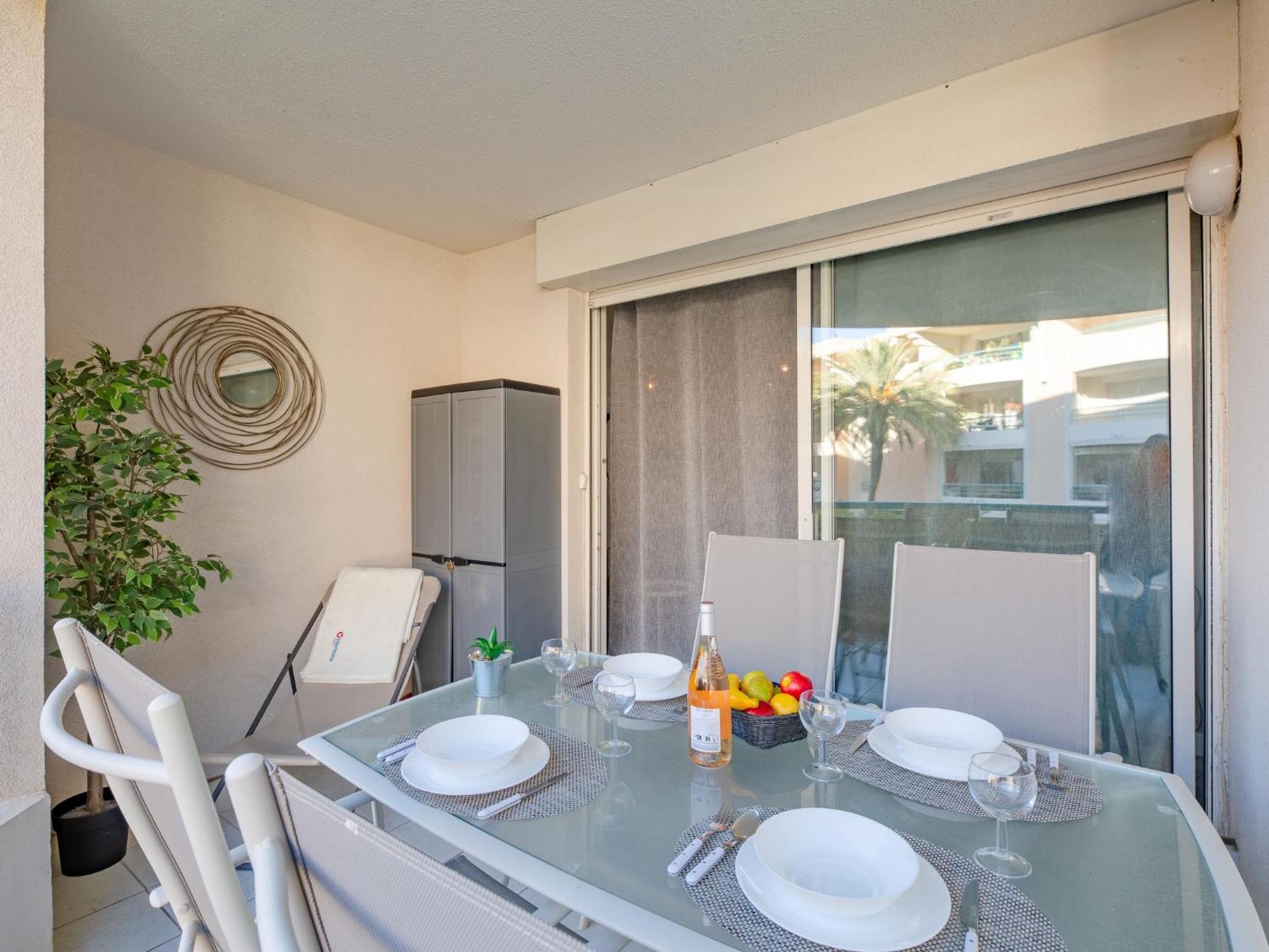 Apartment Le Cesarée-5 Fréjus Exterior foto
